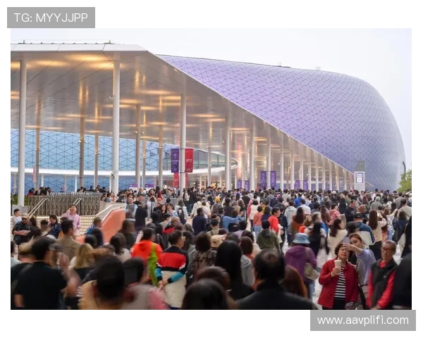 奥林匹克娱乐：结合体育与娱乐的创新体验带来无限激情与欢乐